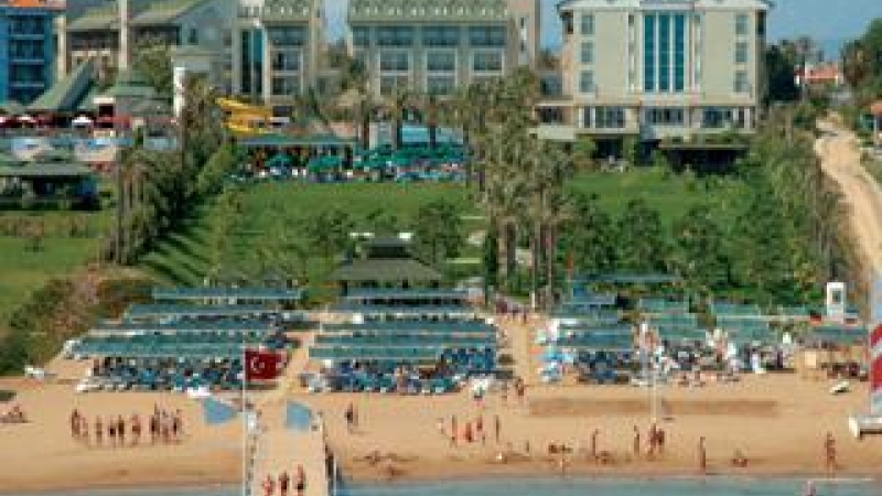 AMARA BEACH RESORT SIDE